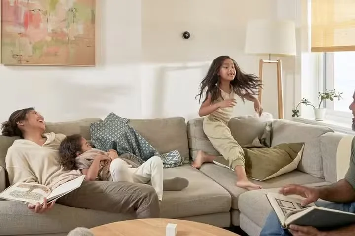 Three Nest Thermostats, One Clear Winner: Why Only the Learning Model Deserves Your Money Right Now